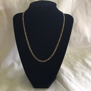 Gold plate over 925 silver 18 inch Figaro necklace.